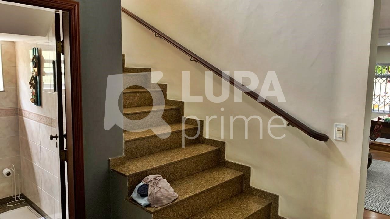 sobrado-venda-sao-paulo-parque-novo-mundo-3dormitorios-1suite-3vagas-203m2-LM25443