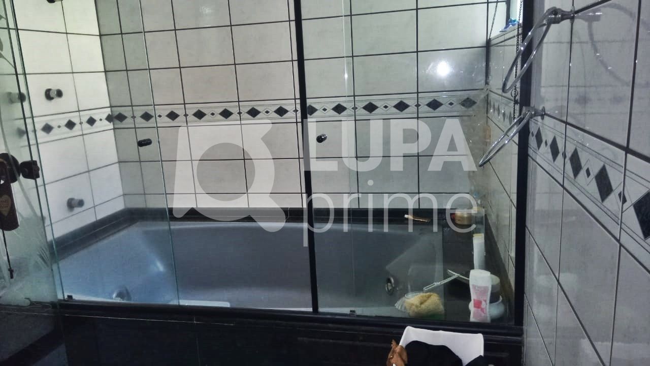 Casa, 3 quartos, 220 m² - Foto 27