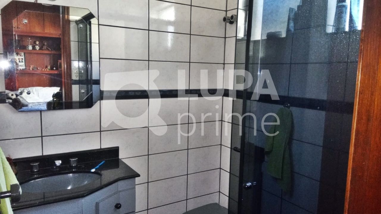 Casa, 3 quartos, 220 m² - Foto 26