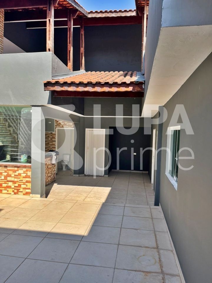 sobrado-venda-sao-paulo-vila-matilde-3dormitorios-1suite-3vagas-260m2-LM25508