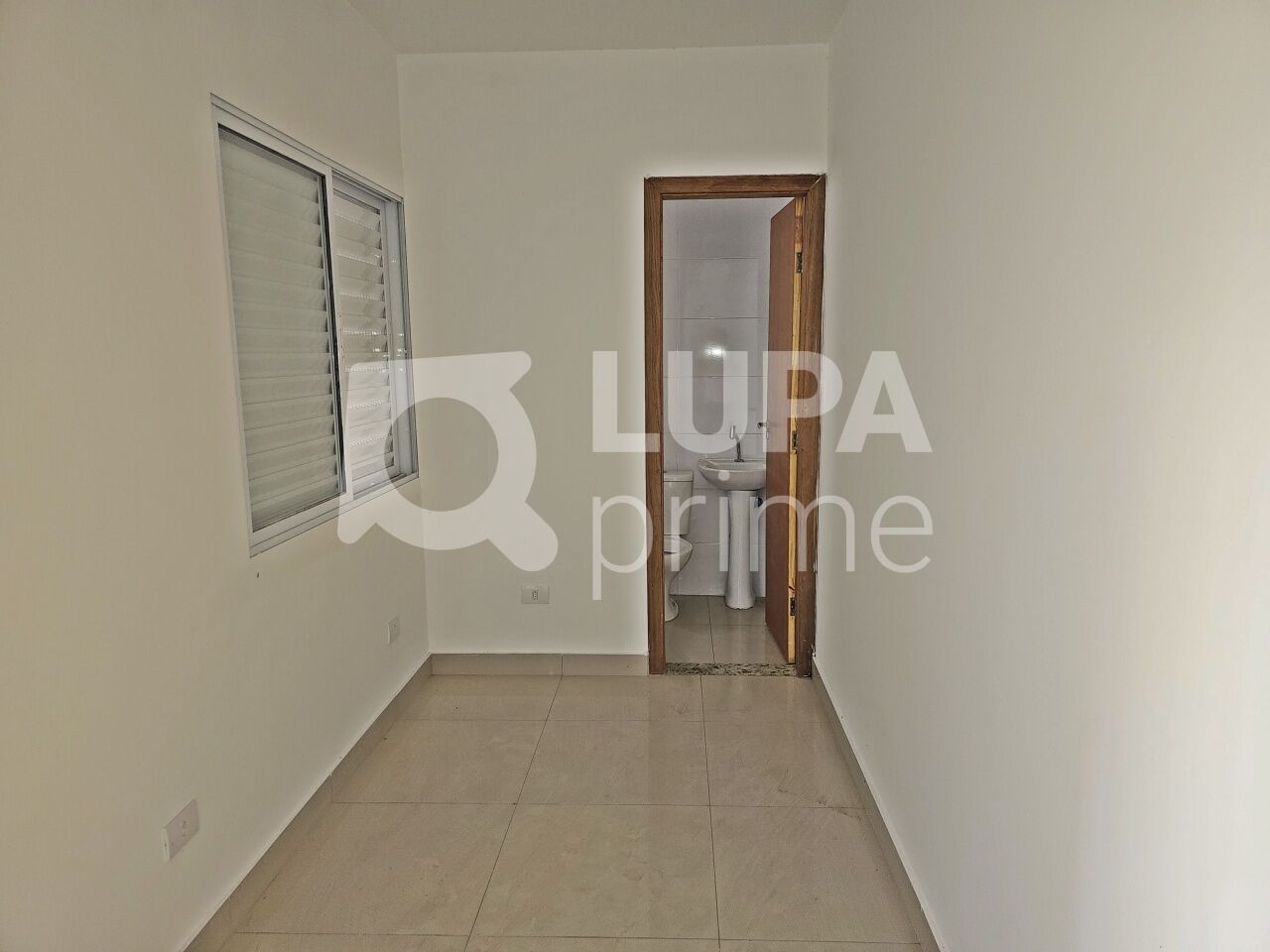 sobrado-venda-sao-paulo-horto-florestal-4dormitorios-2suites-3vagas-185m2-LM25533