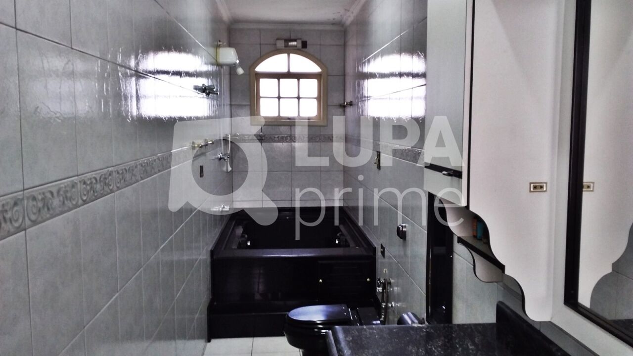sobrado-venda-sao-paulo-sao-miguel-paulista-3dormitorios-1suite-5vagas-161m2-LM25584