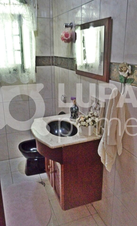 sobrado-venda-sao-paulo-sao-miguel-paulista-3dormitorios-1suite-5vagas-161m2-LM25584