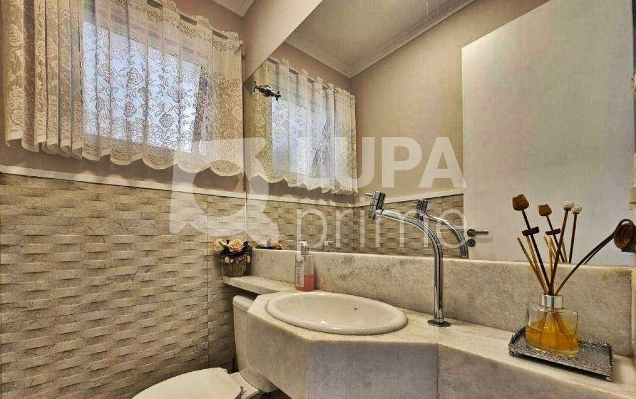 sobrado-venda-sao-paulo-agua-fria-3dormitorios-2suites-2vagas-113m2-LM25601