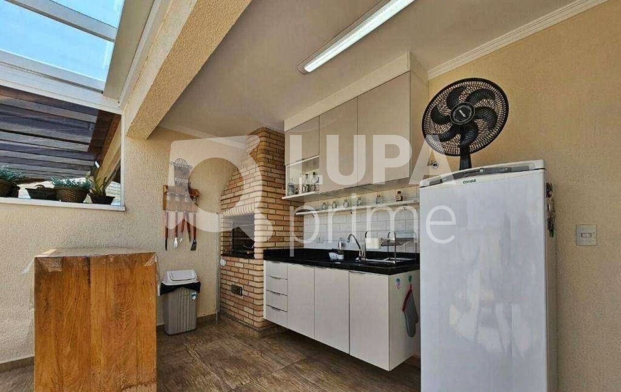 sobrado-venda-sao-paulo-agua-fria-3dormitorios-2suites-2vagas-113m2-LM25601