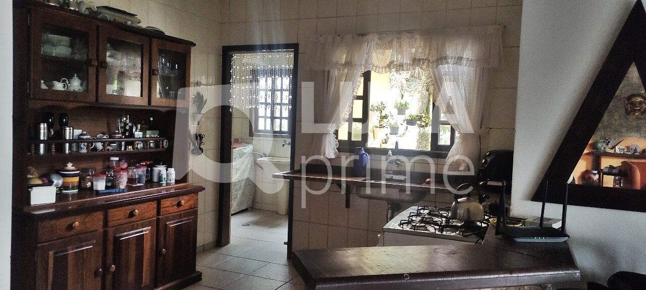 Casa à venda com 2 quartos, 230m² - Foto 12