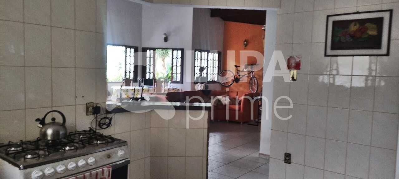 Casa à venda com 2 quartos, 230m² - Foto 14