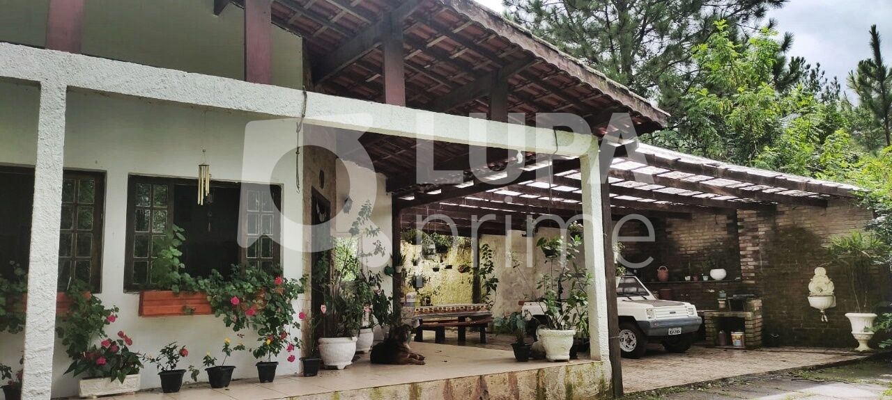 Casa à venda com 2 quartos, 230m² - Foto 17
