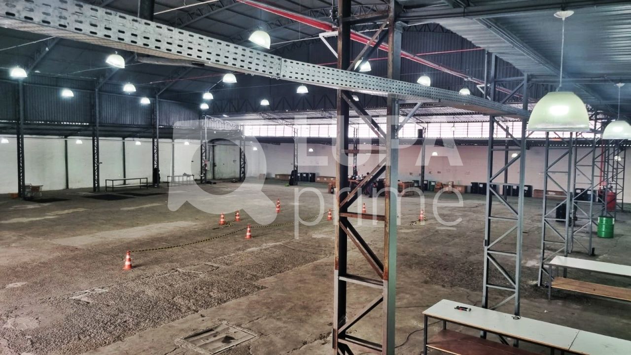 Depósito-Galpão, 2270 m² - Foto 1