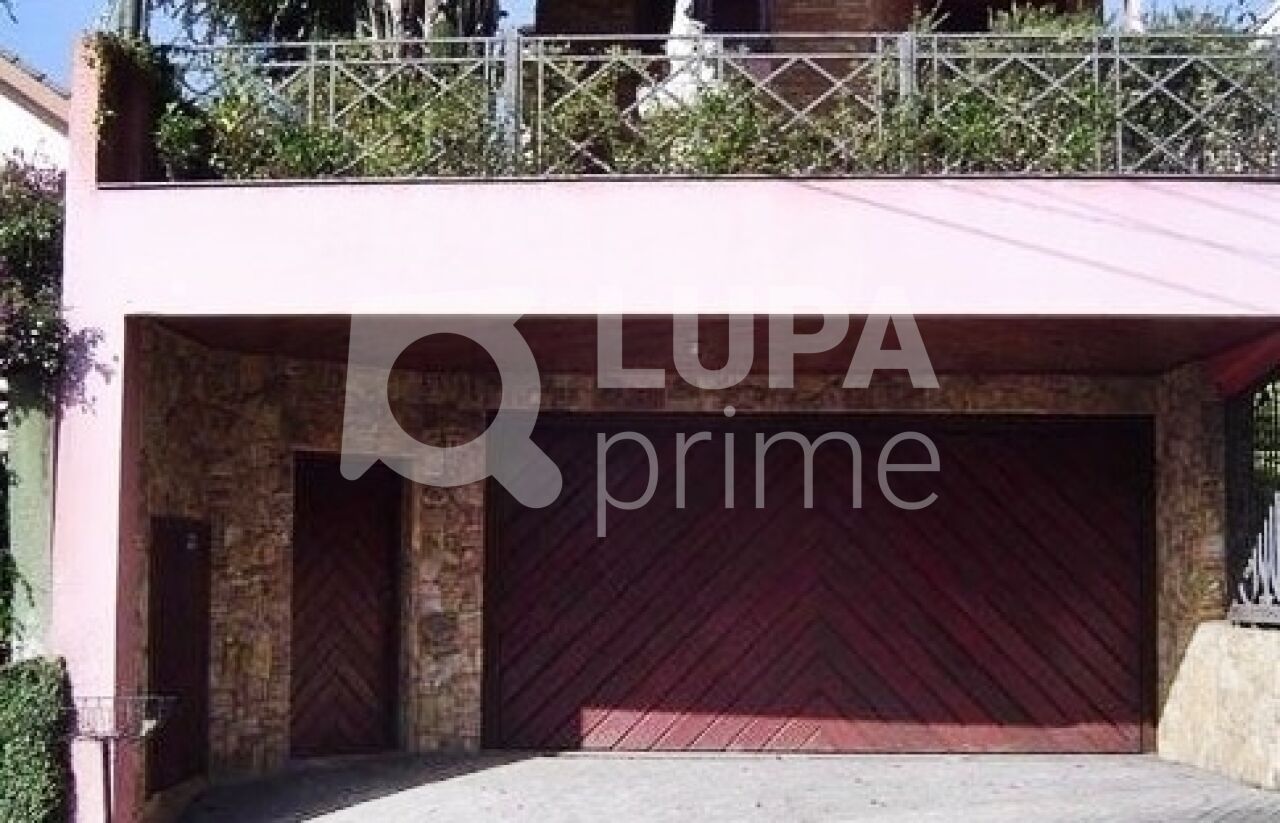 Casa à venda com 3 quartos, 381m² - Foto 12
