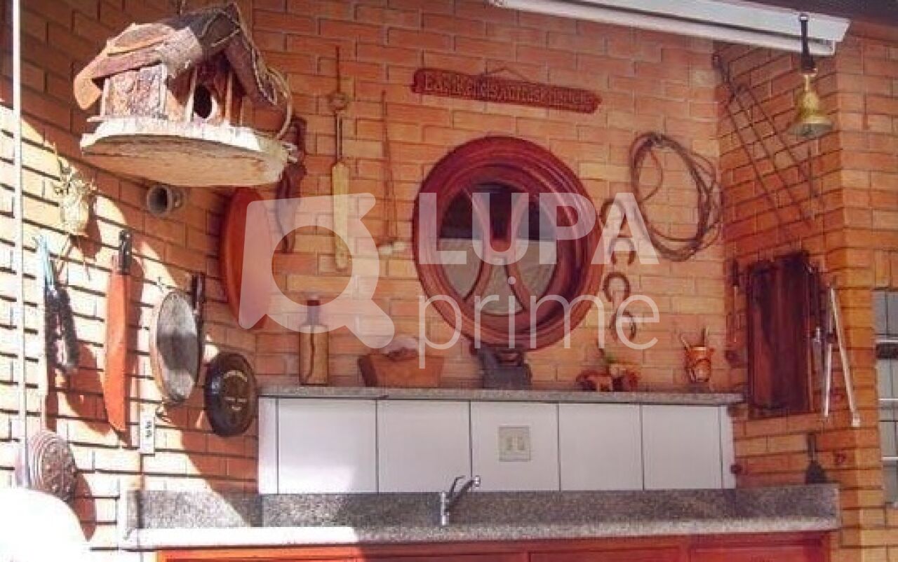 Casa à venda com 3 quartos, 381m² - Foto 6