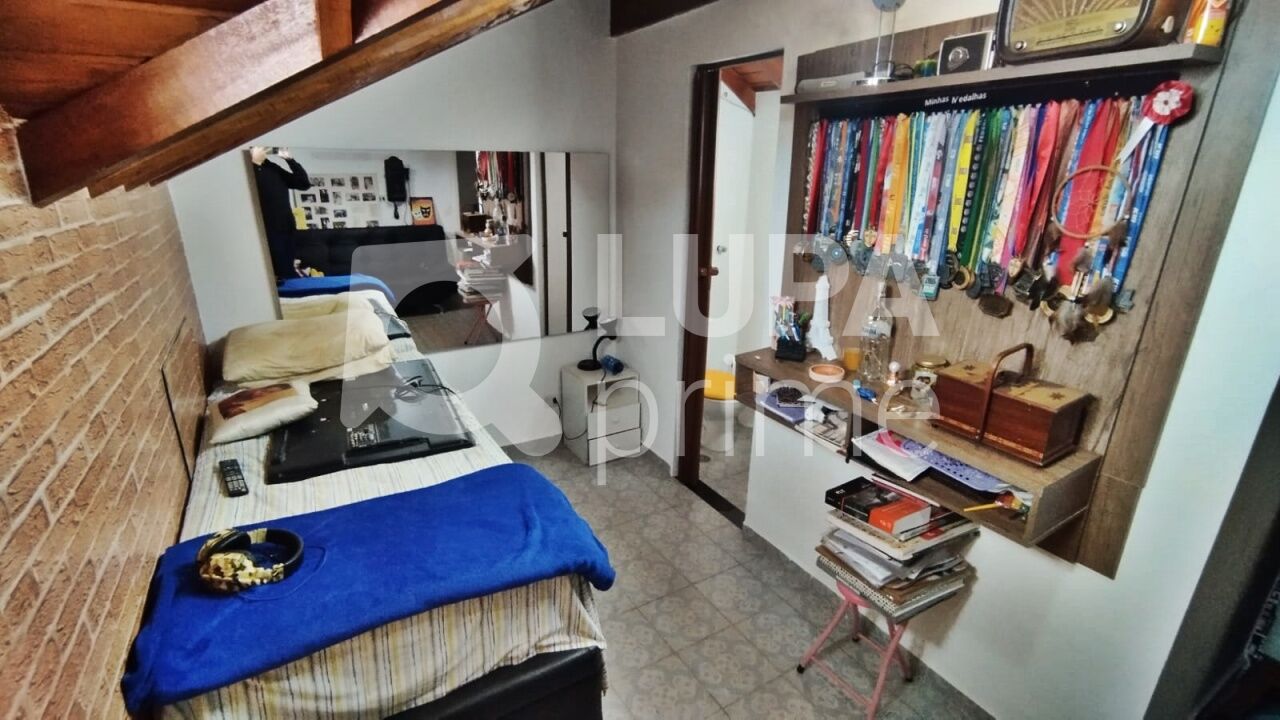 sobrado-venda-sao-paulo-parada-inglesa-4dormitorios-2suites-3vagas-194m2-LM25856