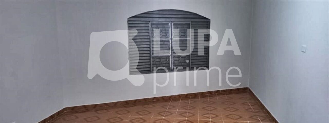 Casa à venda com 3 quartos, 200m² - Foto 7