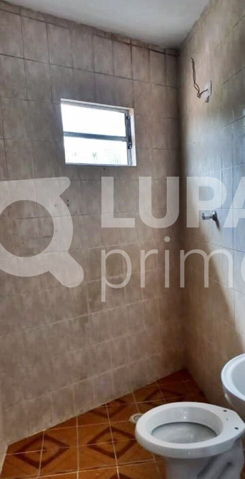 Casa à venda com 3 quartos, 200m² - Foto 9