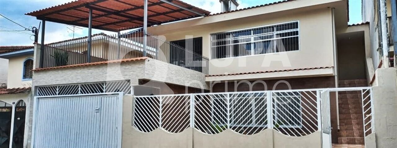 Casa à venda com 3 quartos, 200m² - Foto 18