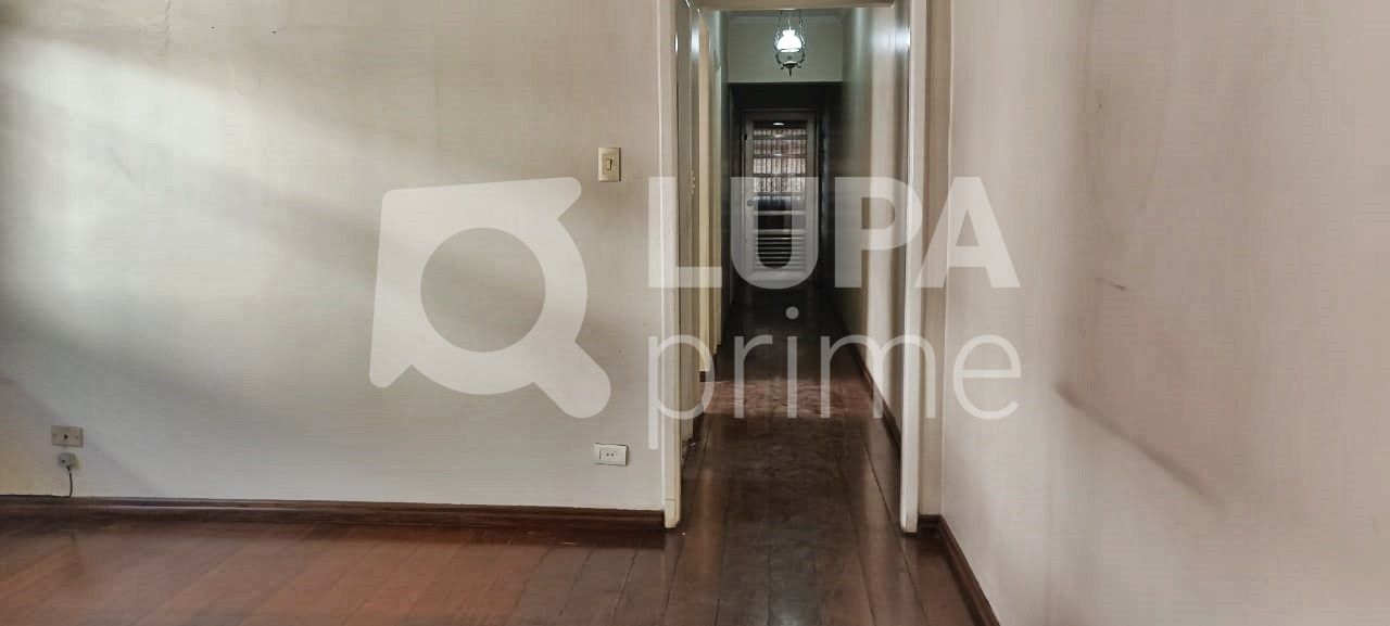 casa-assobradada-venda-sao-paulo-parque-novo-mundo-5dormitorios-1suite-3vagas-268m2-LM25980