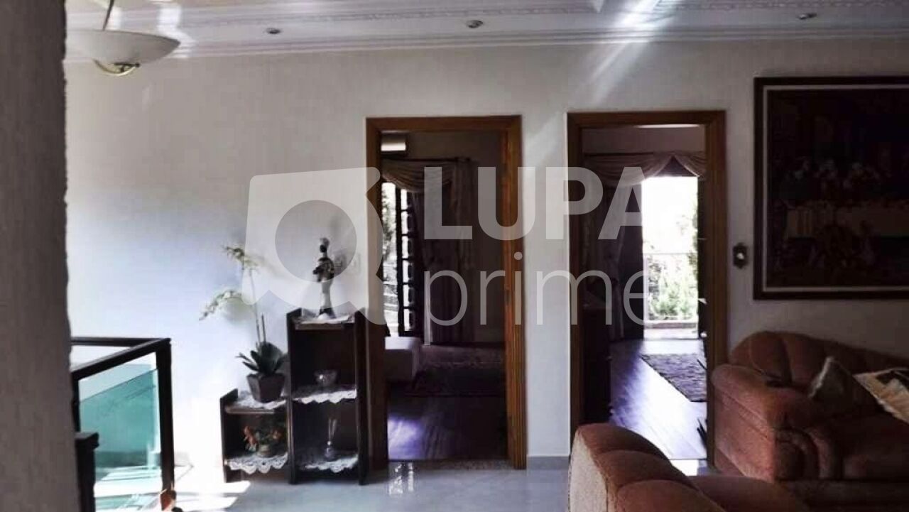 sobrado-venda-sao-paulo-tremembe-3dormitorios-3suites-6vagas-197m2-LM25994