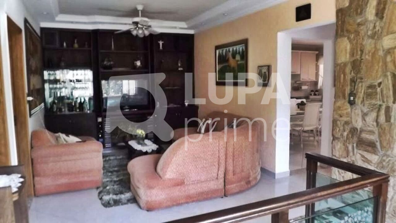 sobrado-venda-sao-paulo-tremembe-3dormitorios-3suites-6vagas-197m2-LM25994