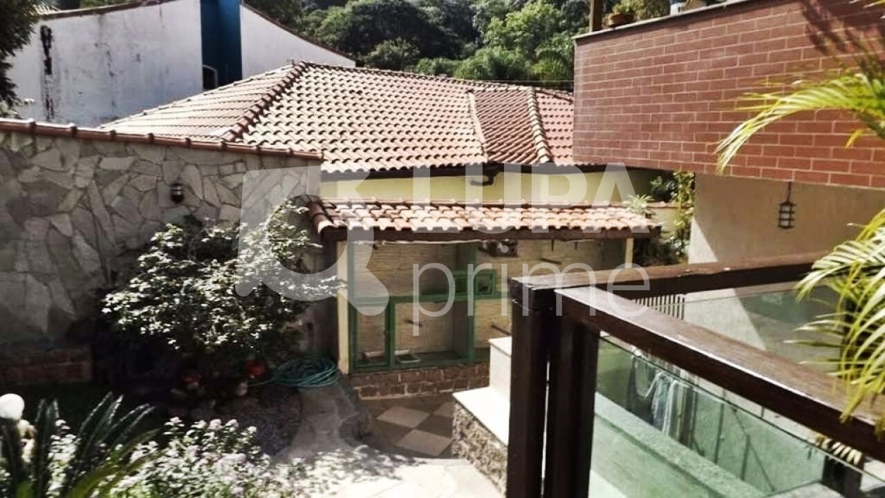 sobrado-venda-sao-paulo-tremembe-3dormitorios-3suites-6vagas-197m2-LM25994