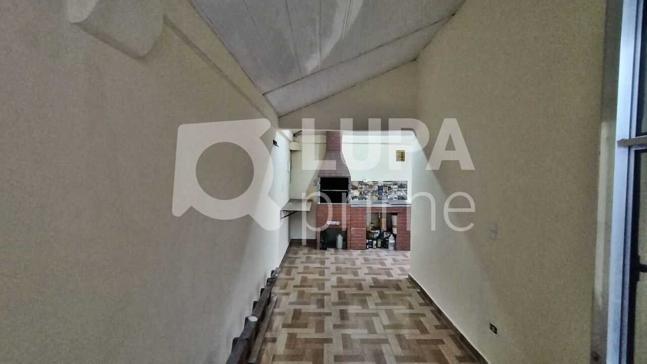 casa-terrea-venda-sao-paulo-carandiru-2dormitorios-2vagas-117m2-LM26086