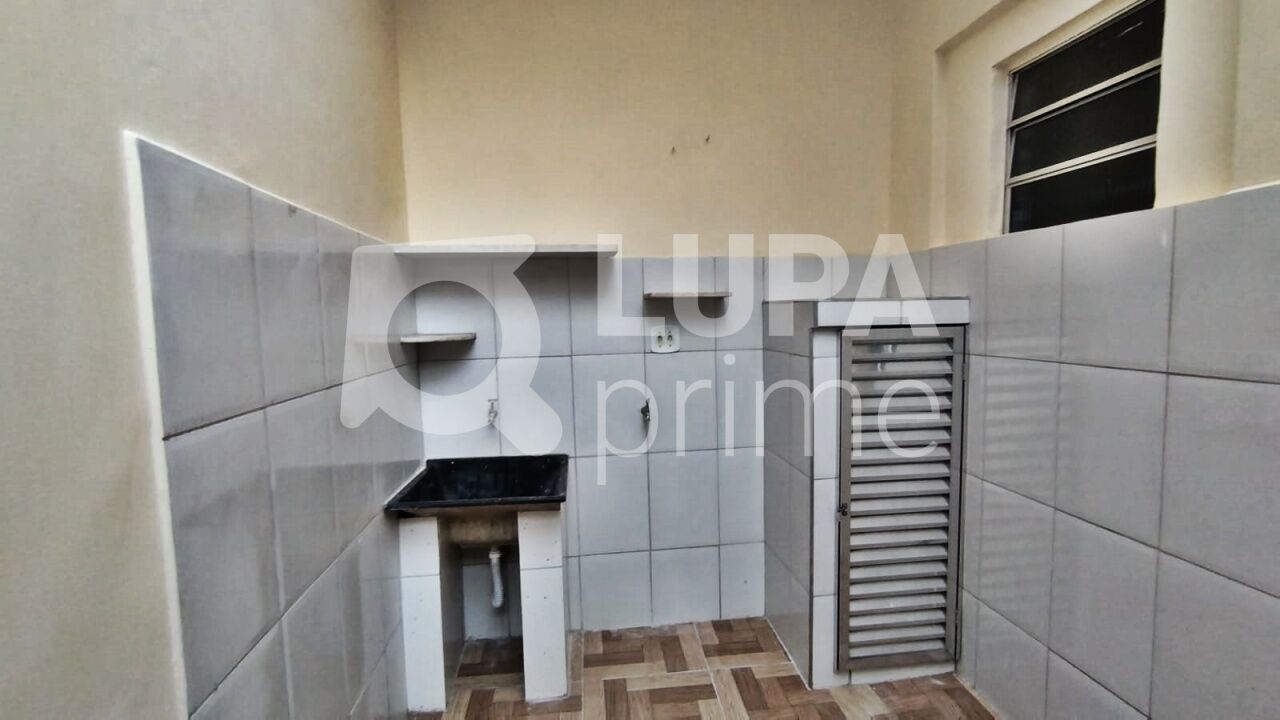 casa-terrea-venda-sao-paulo-carandiru-2dormitorios-2vagas-117m2-LM26086