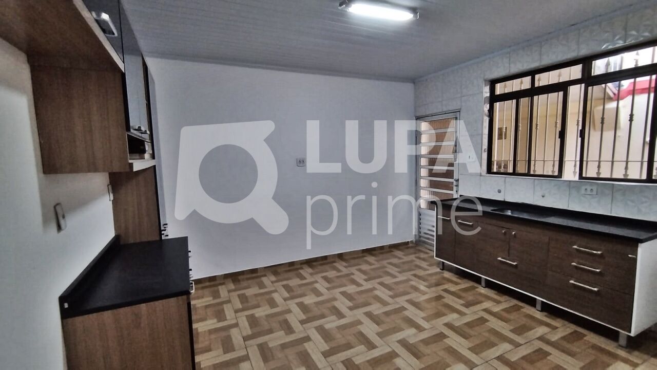 casa-terrea-venda-sao-paulo-carandiru-2dormitorios-2vagas-117m2-LM26086