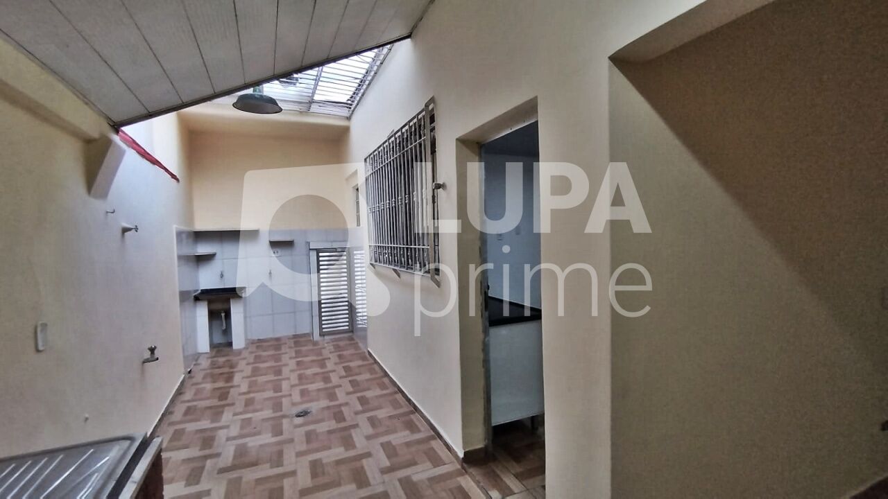 casa-terrea-venda-sao-paulo-carandiru-2dormitorios-2vagas-117m2-LM26086