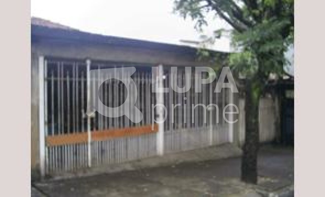 casa-terrea-venda-sao-paulo-vila-maria-alta-2dormitorios-2vagas-200m2-LM261