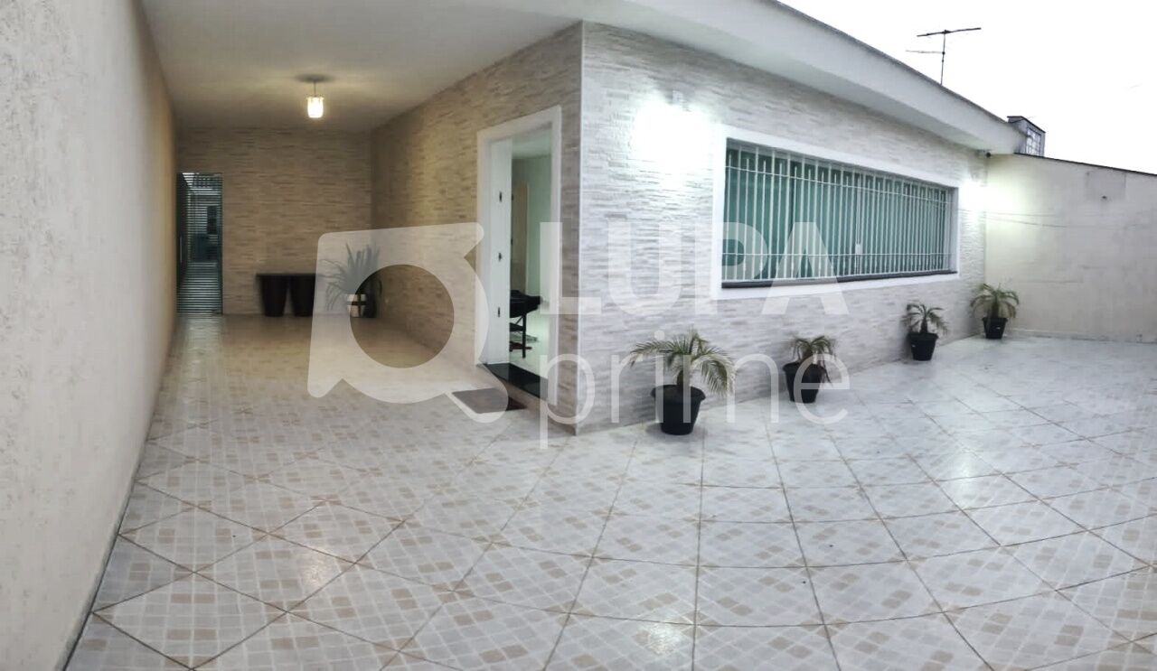 casa-terrea-venda-sao-paulo-cangaiba-3dormitorios-1suite-3vagas-195m2-LM26119