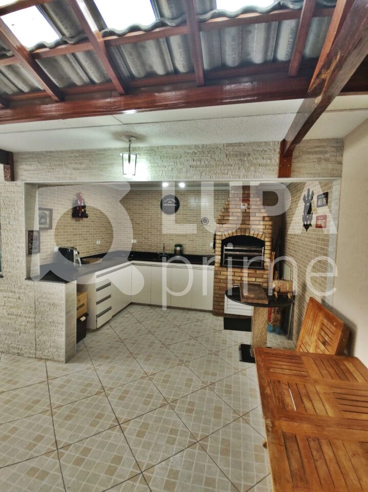 casa-terrea-venda-sao-paulo-cangaiba-3dormitorios-1suite-3vagas-195m2-LM26119