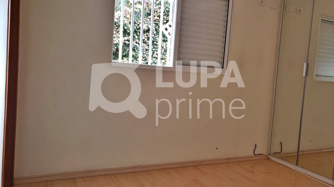 sobrado-venda-sao-paulo-mandaqui-4dormitorios-2suites-3vagas-167m2-LM26152