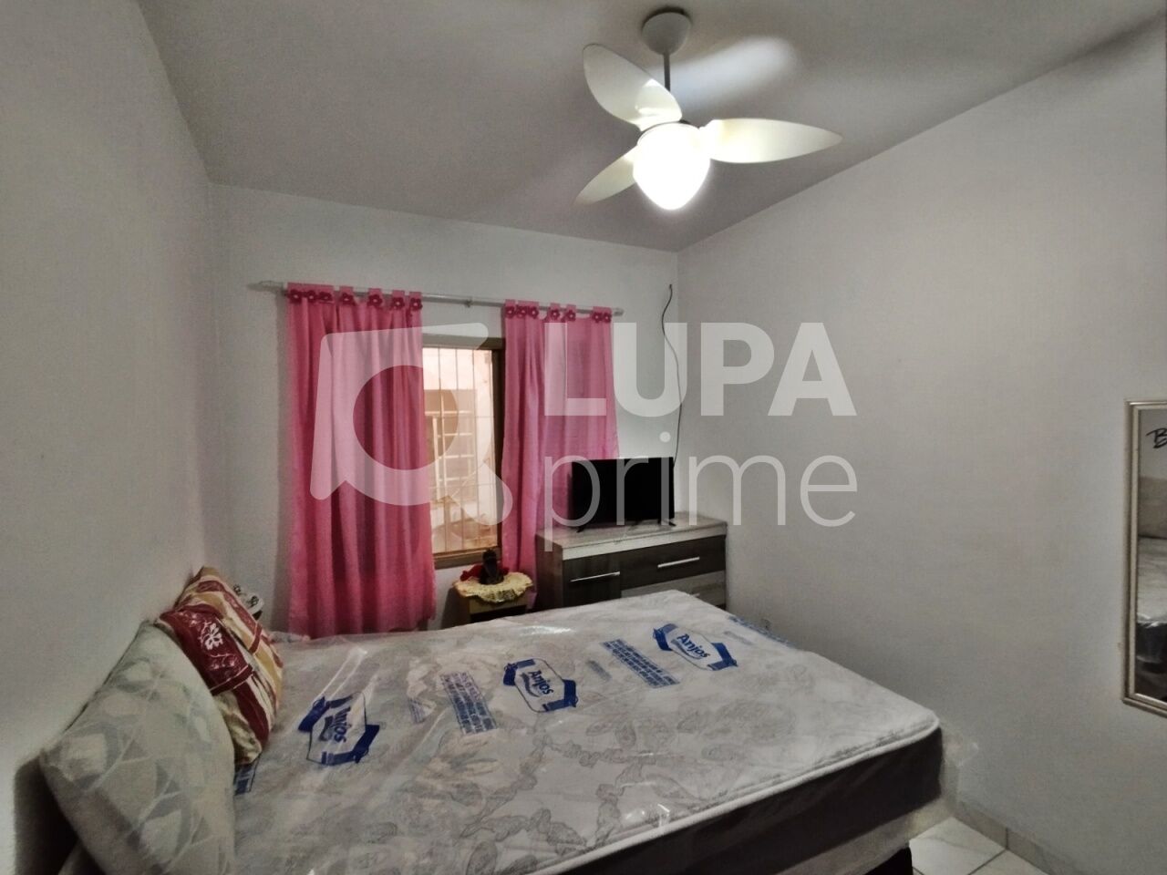 casa-terrea-venda-sao-paulo-jardim-brasil-2dormitorios-2vagas-52m2-LM26175