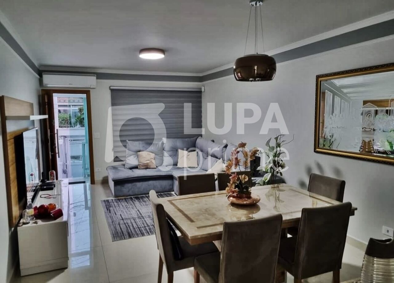 sobrado-venda-sao-paulo-agua-fria-3dormitorios-3suites-3vagas-175m2-LM26180