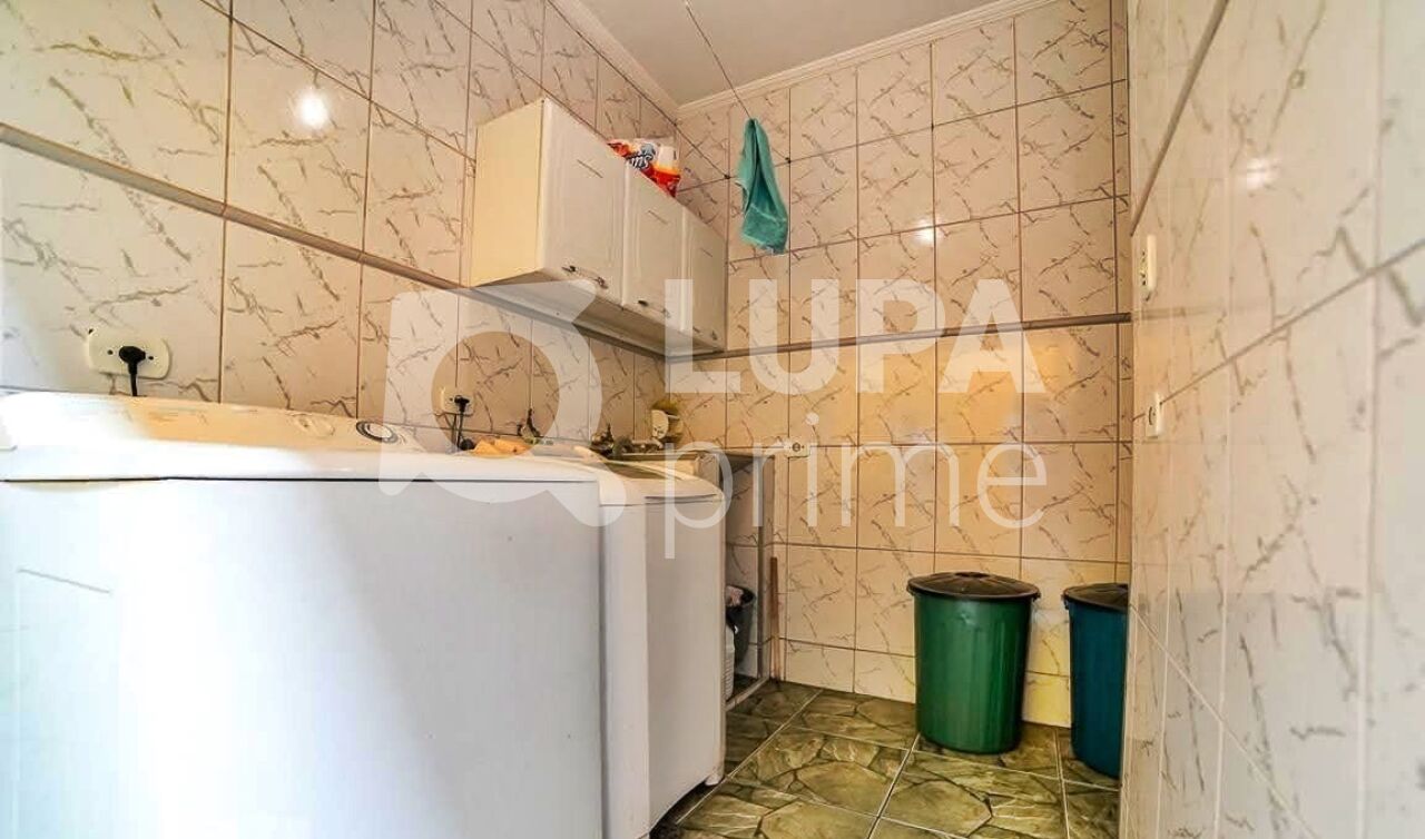 sobrado-venda-sao-paulo-parque-edu-chaves-2dormitorios-2suites-3vagas-240m2-LM26315