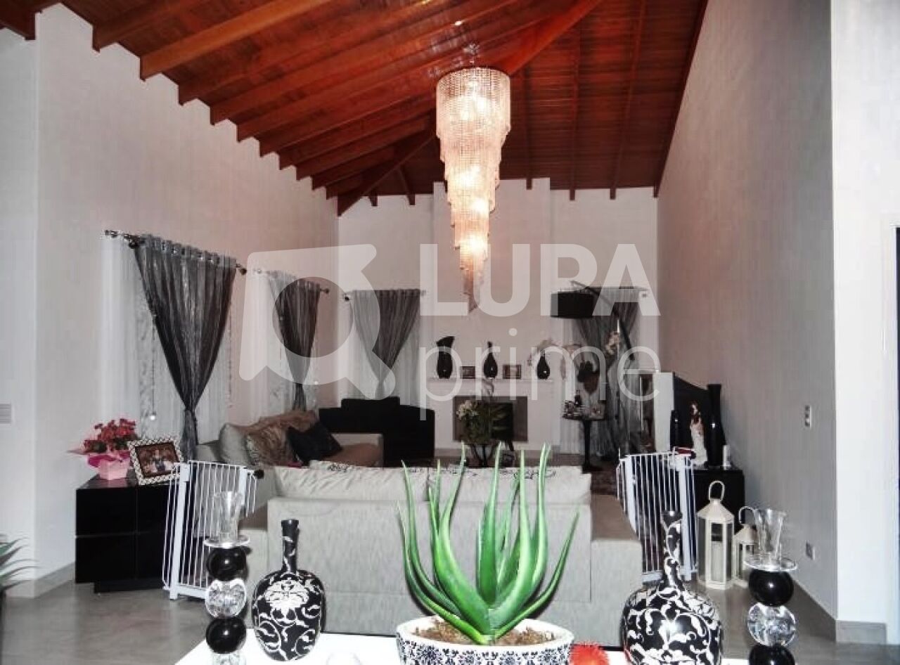 Casa, 4 quartos, 650 m² - Foto 2