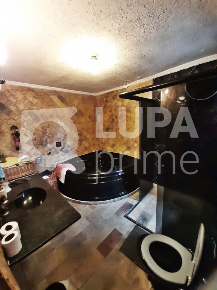 sobrado-venda-sao-paulo-parque-novo-mundo-8dormitorios-1suite-4vagas-383m2-LM26332