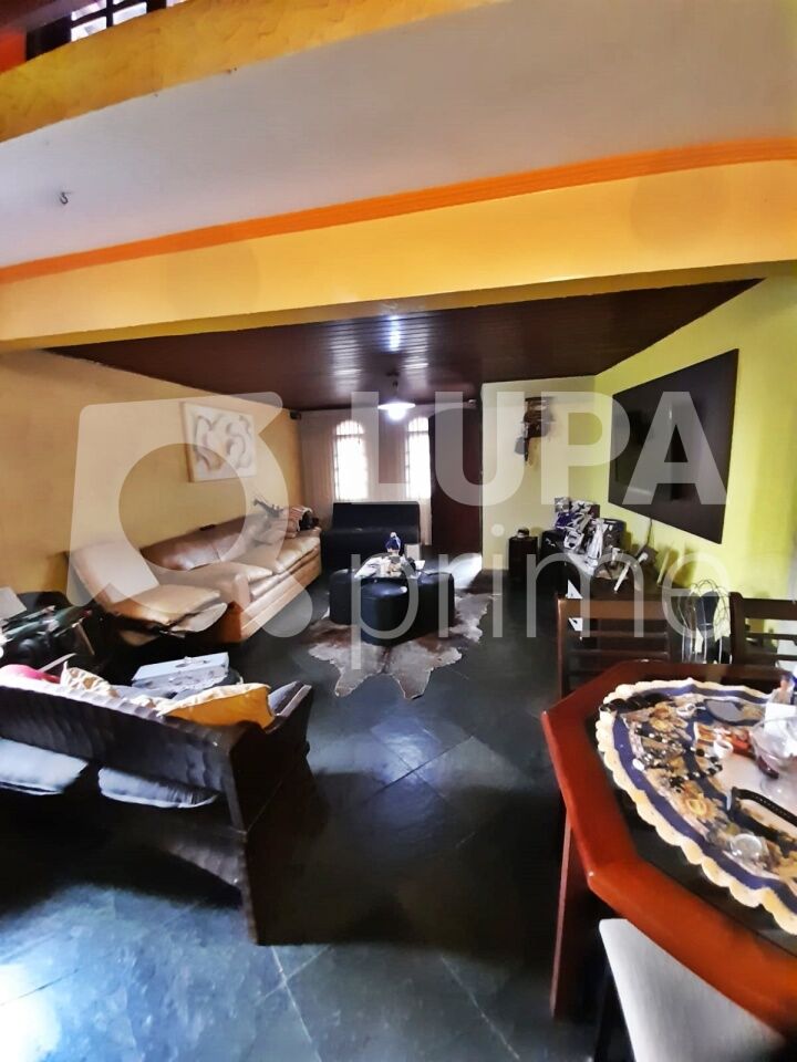 sobrado-venda-sao-paulo-parque-novo-mundo-8dormitorios-1suite-4vagas-383m2-LM26332