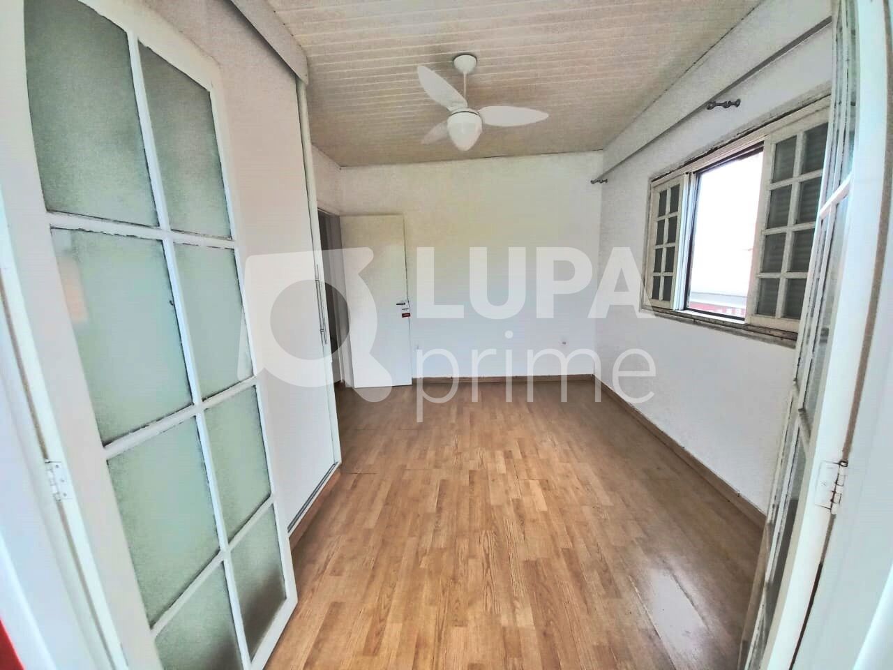 Casa de Condomínio à venda com 4 quartos, 205m² - Foto 12