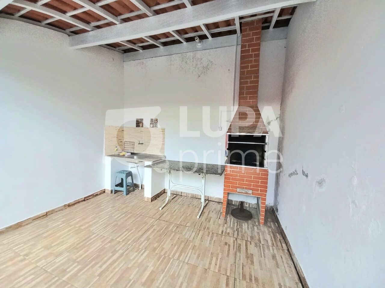 Casa de Condomínio à venda com 4 quartos, 205m² - Foto 33