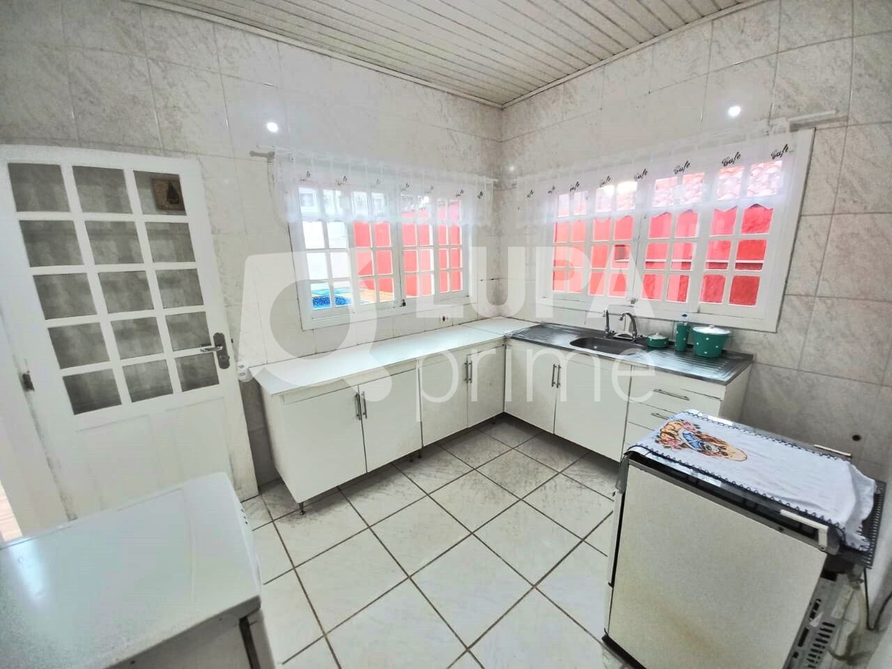 Casa de Condomínio à venda com 4 quartos, 205m² - Foto 18