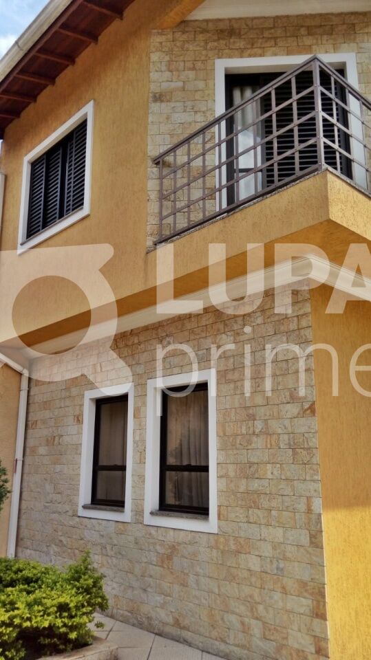 sobrado-venda-sao-paulo-vila-guilherme-3dormitorios-1suite-7vagas-222m2-LM26356