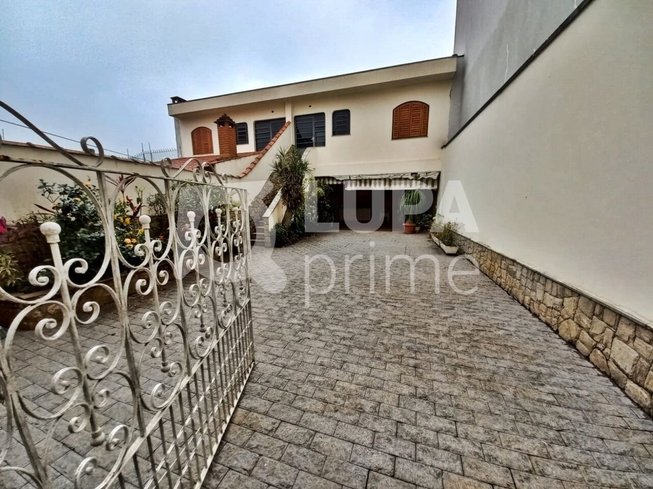 casa-terrea-venda-sao-paulo-vila-maria-alta-4dormitorios-3suites-6vagas-254m2-LM26373