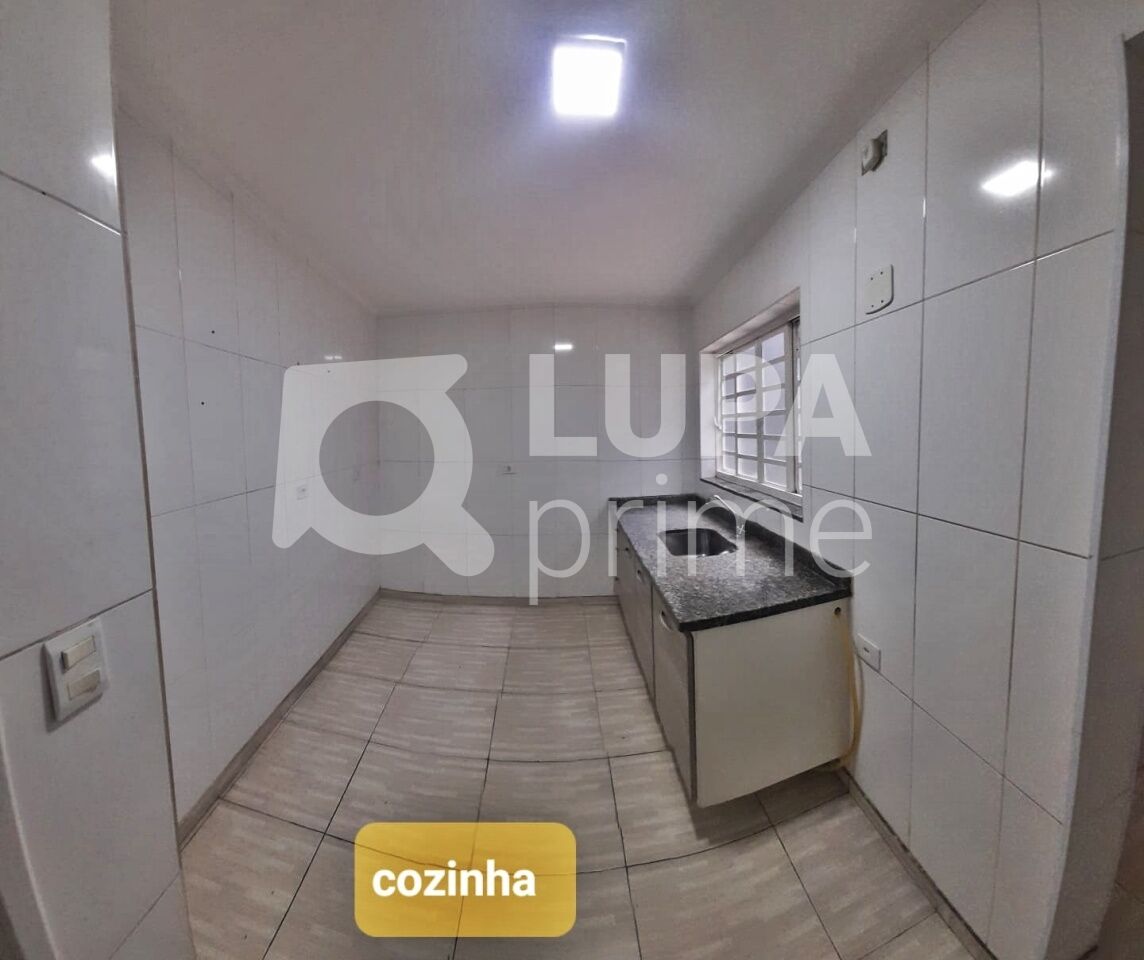 sobrado-venda-sao-paulo-vila-medeiros-3dormitorios-1suite-2vagas-145m2-LM26426