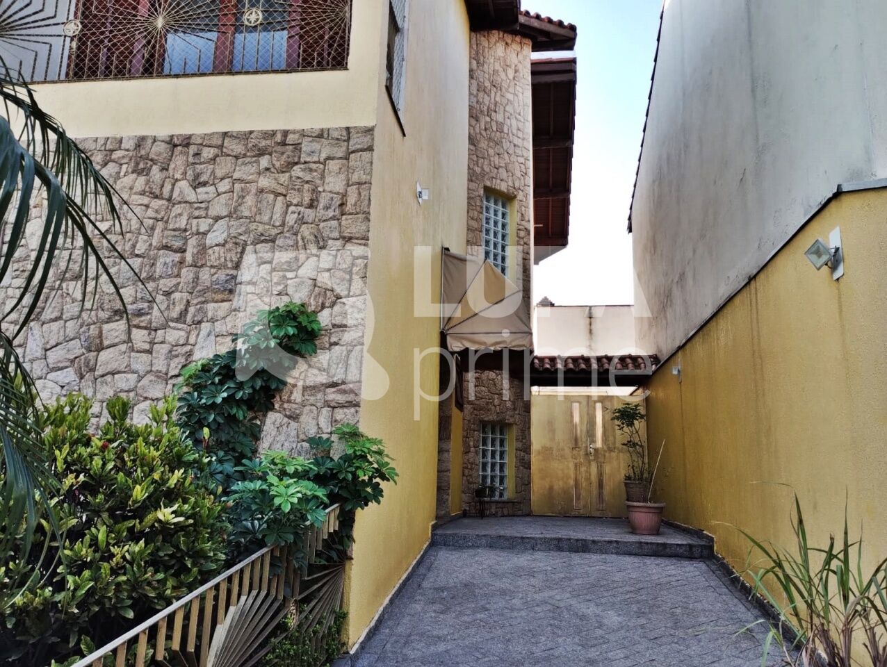 sobrado-venda-sao-paulo-jardim-guapira-3dormitorios-3suites-5vagas-391m2-LM26517