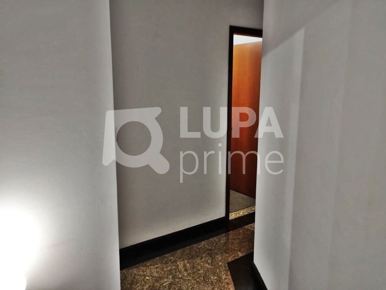 sobrado-venda-sao-paulo-jardim-guapira-3dormitorios-3suites-5vagas-391m2-LM26517