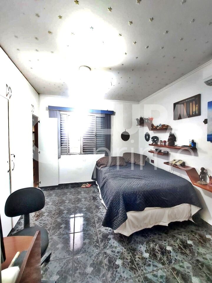 sobrado-venda-sao-paulo-tucuruvi-5dormitorios-3vagas-180m2-LM26558