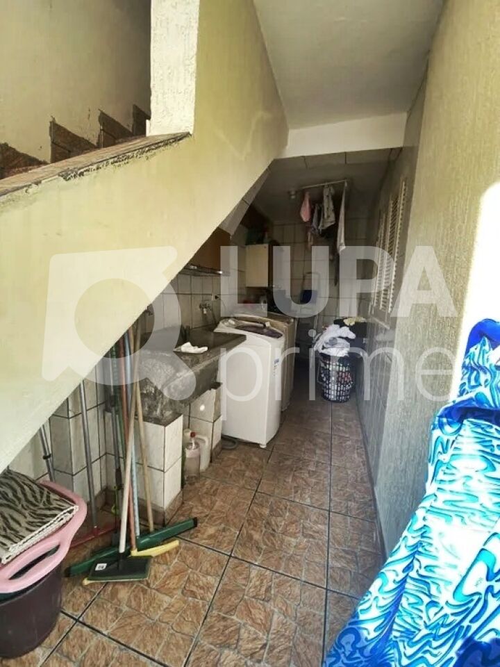 sobrado-venda-sao-paulo-vila-maria-2dormitorios-3vagas-52m2-LM26560