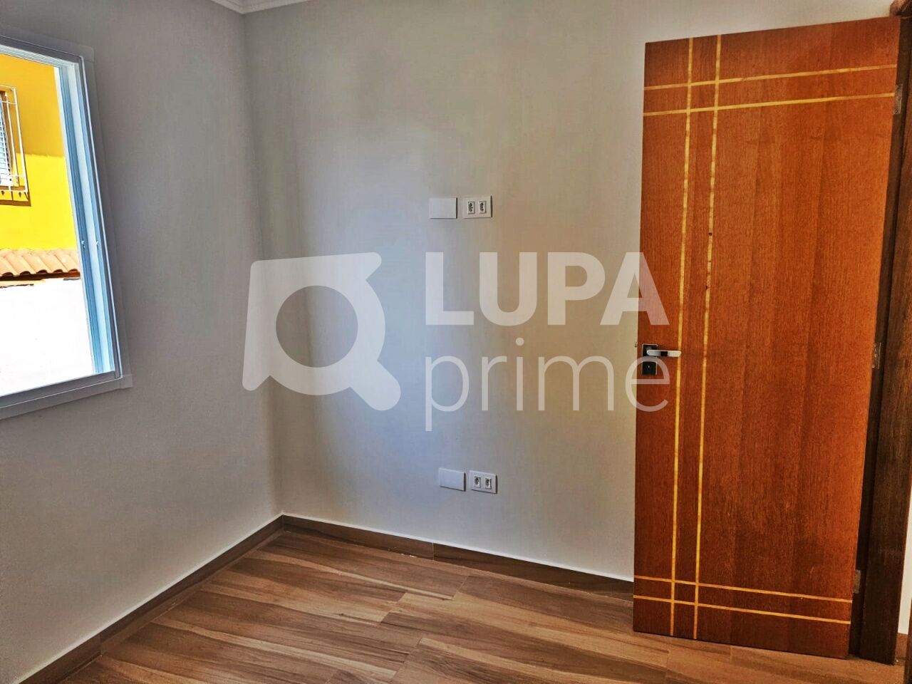 sobrado-venda-sao-paulo-vila-gustavo-3dormitorios-3suites-2vagas-100m2-LM26718