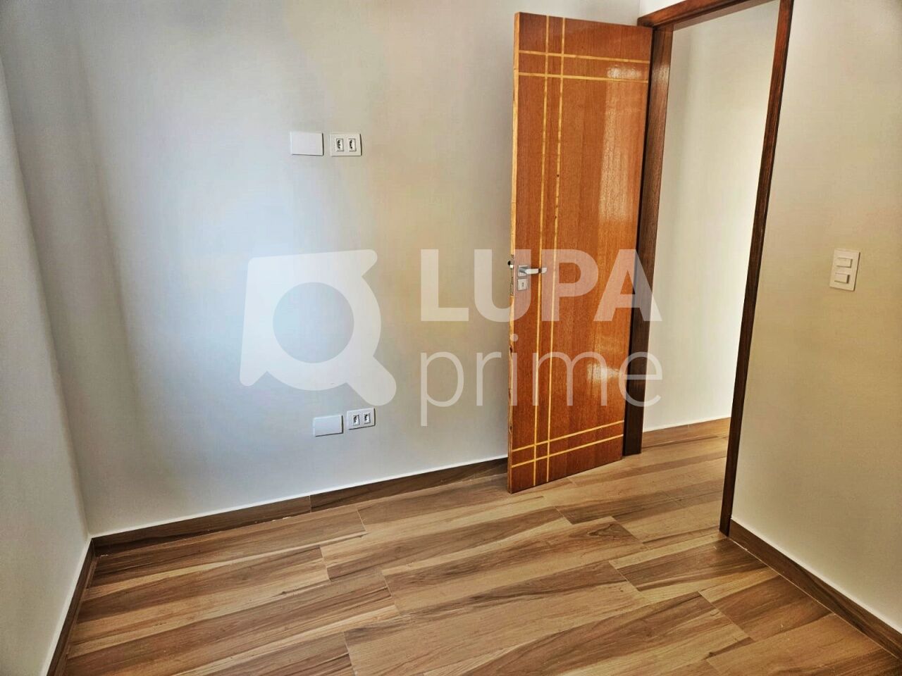 sobrado-venda-sao-paulo-vila-gustavo-3dormitorios-3suites-2vagas-100m2-LM26718