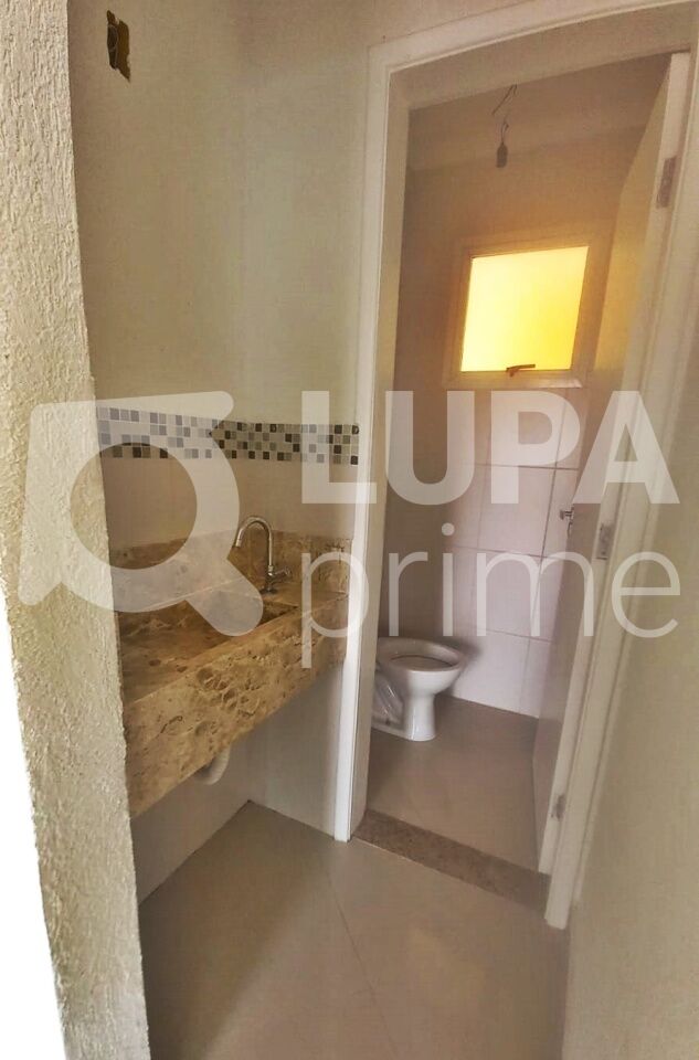 sobrado-venda-sao-paulo-parada-inglesa-3dormitorios-1suite-3vagas-151m2-LM26890